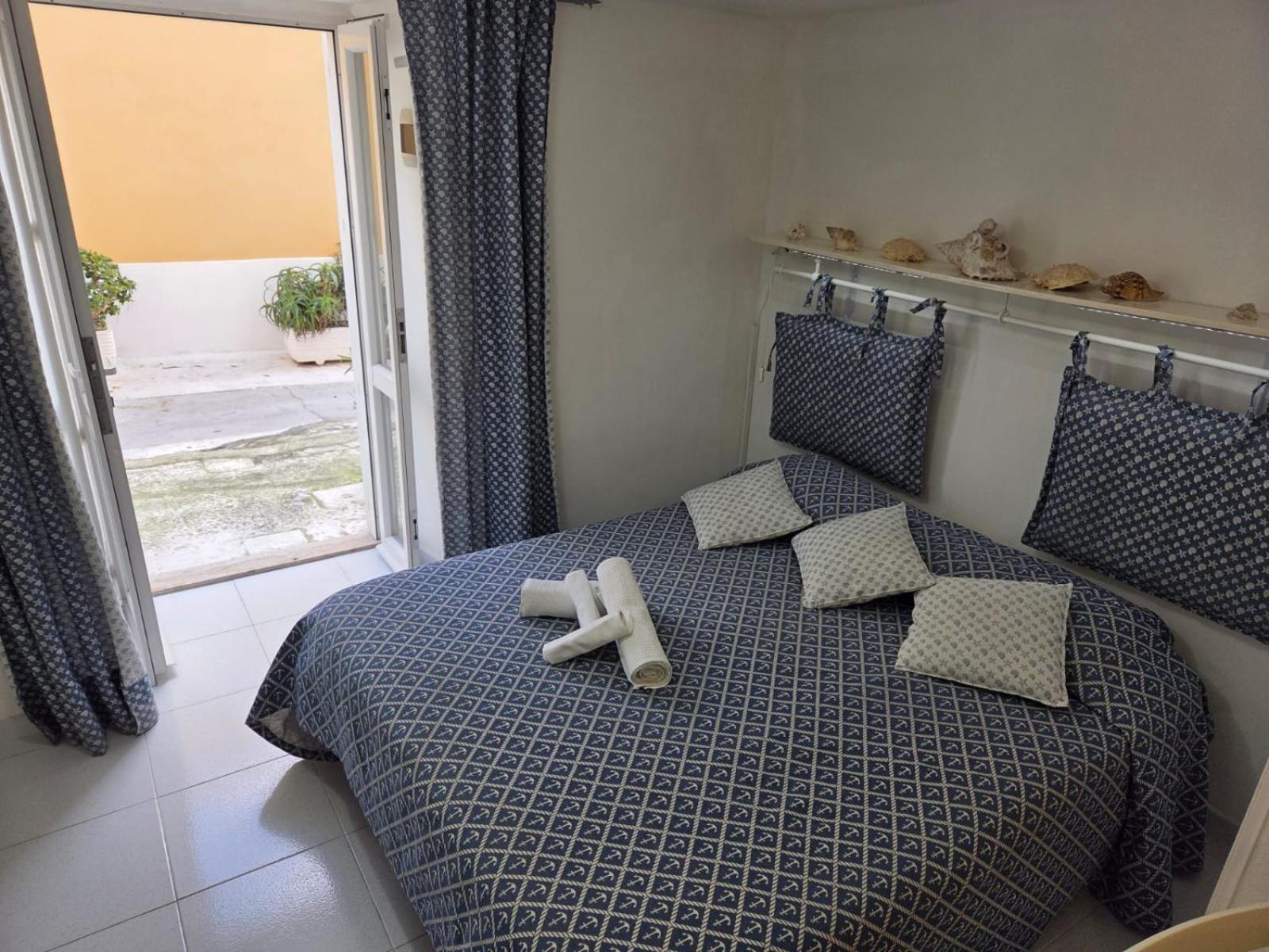 Agenzia Aprea Appartamenti Ponza Exteriör bild