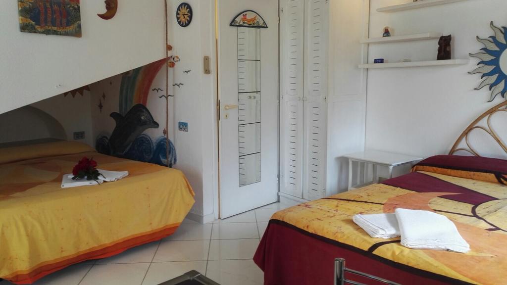 Agenzia Aprea Appartamenti Ponza Exteriör bild